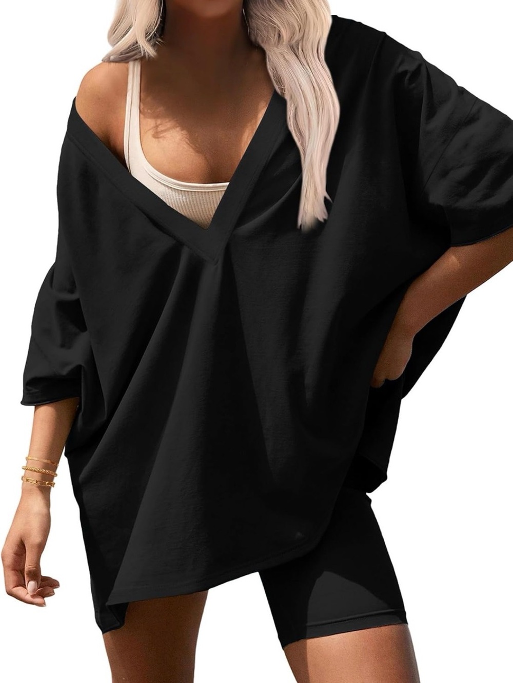 Women’s Oversized V-Neck Top and Bike Shorts Set. SM/M